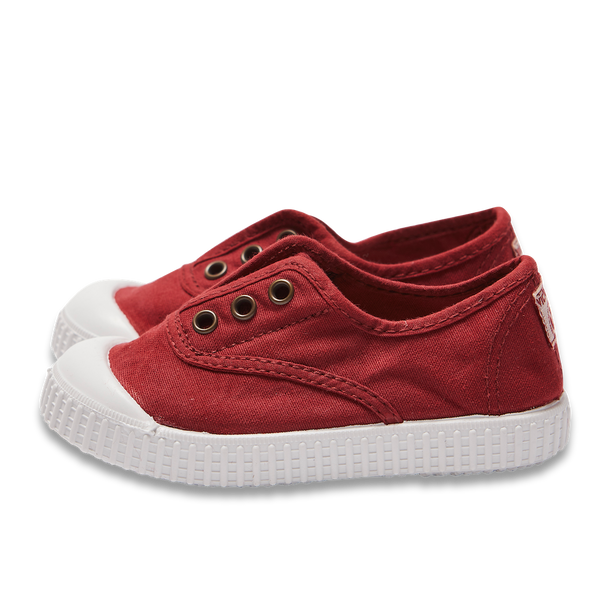 Red canvas discount shoes womens
