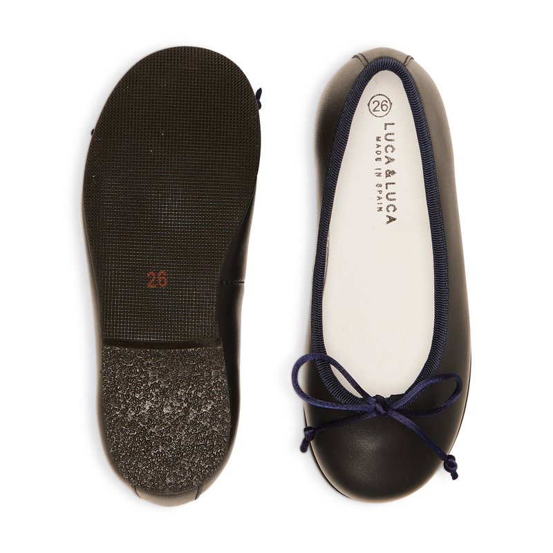 Girl s ballerina shoes Spanish childrenswear LUCA LUCA